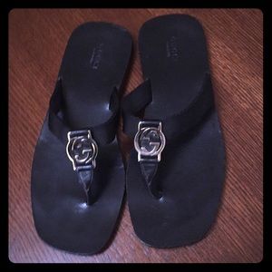 Authentic Gucci thong/flip flops